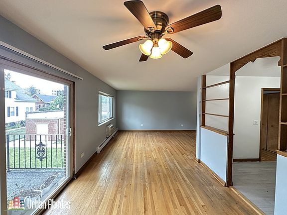 3rd image of 1639 Oakwood Ave #203A