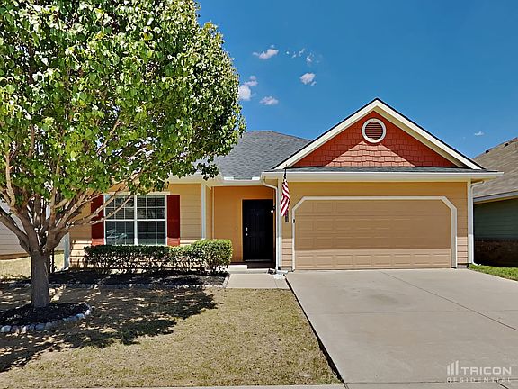 2nd image of 12413 Hunters Cabin Ct