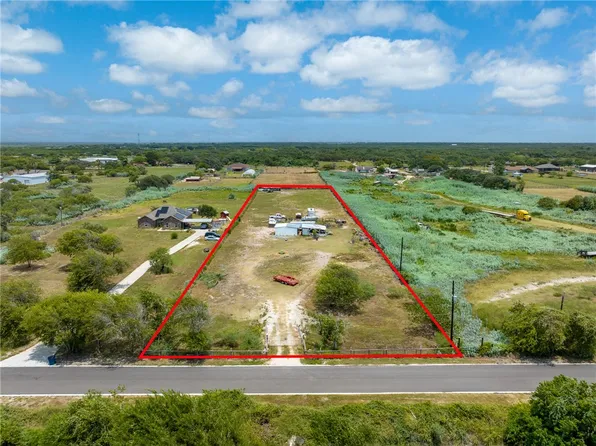 2228 Kenney Ln, Ingleside, TX 78362