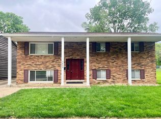 3400 N Missouri Ave #B, Peoria, IL 61603