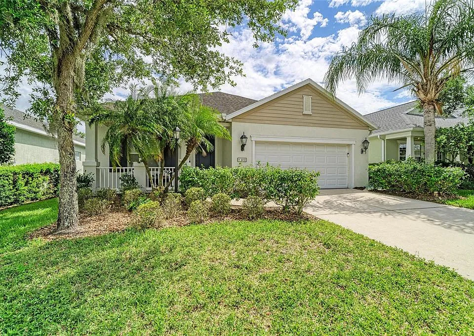 4650 Woodbrook Dr