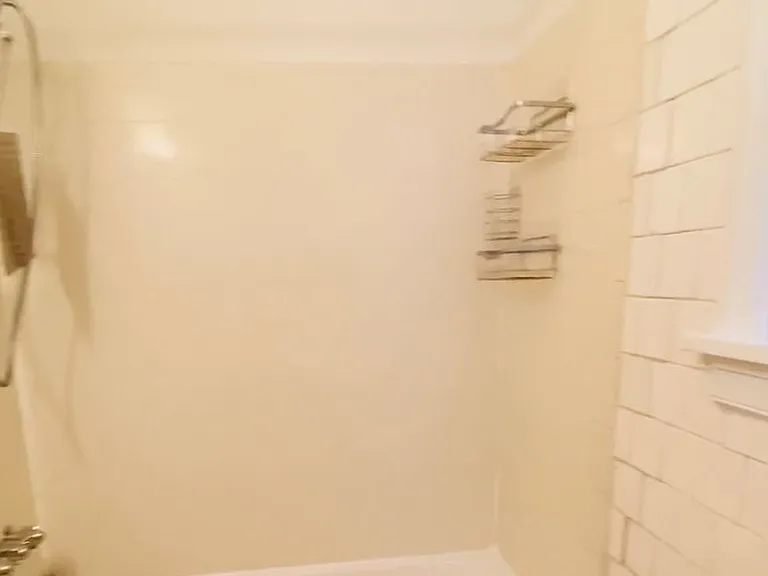 4913 Monument Avenue — Photo 22