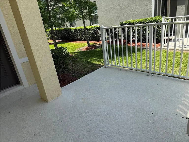 2670 Pleasant Cypress Cir — Photo 15
