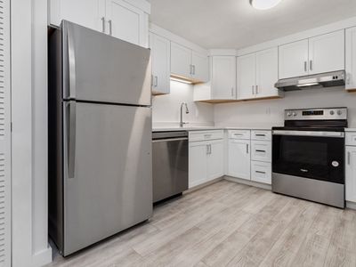 9 Old Colony Ln APT 1, Arlington, MA, 02476