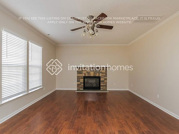 3rd image of 137 Dannyn Grove Ct