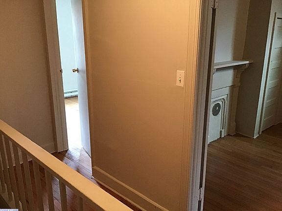 3rd image of 1417 N 22nd St APT B