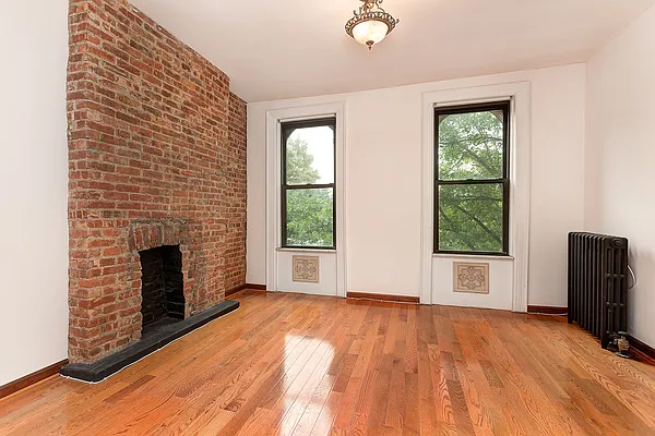 Rented by CORE | media 14