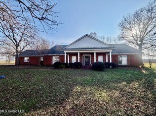 2907 Highway 8, Cleveland, MS 38732