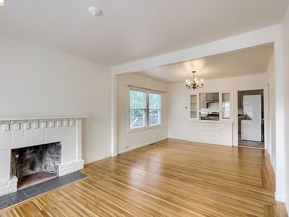 5th image of 1265 Hopkins St
