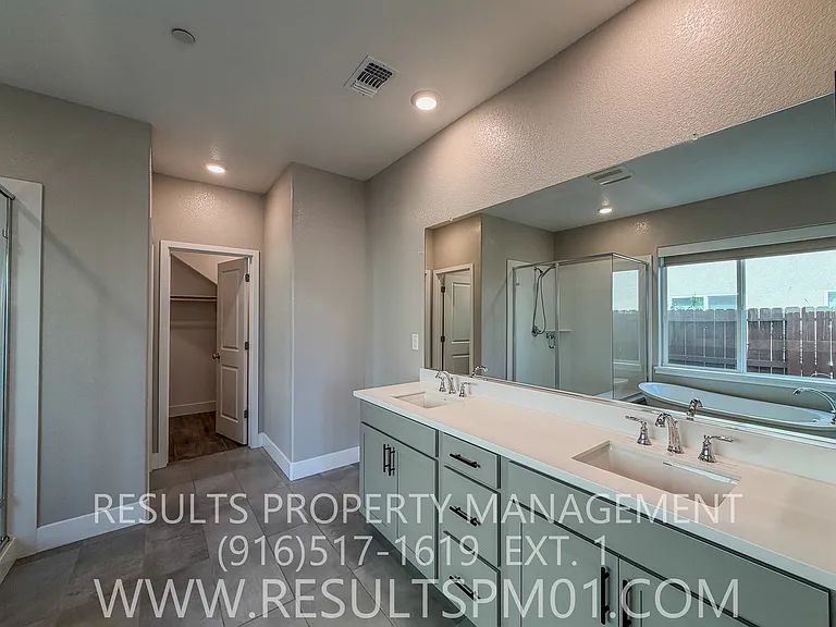 587 River St — Photo 5