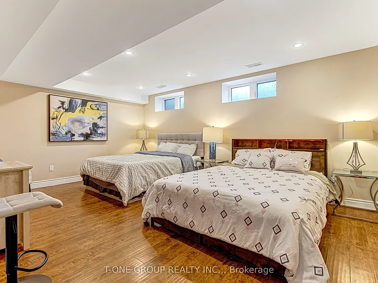 261 Angus Glen Blvd — Photo 22
