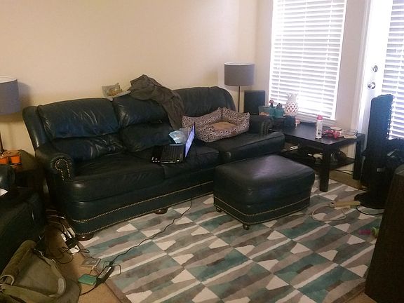 My place - Living (just moved in)