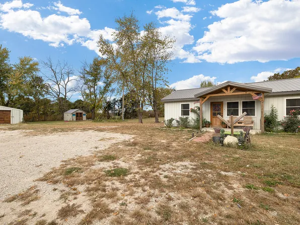 1351 Highway K, Macomb, MO 65702