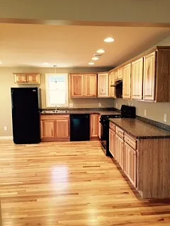 641 Gatewood Dr — Photo 2
