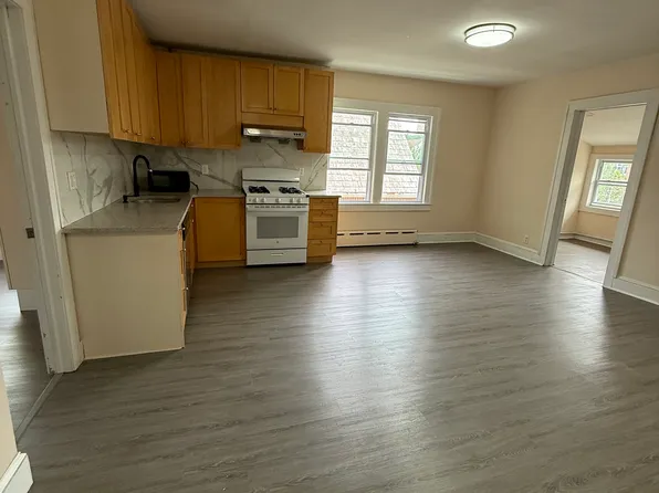 4016 204th St Floor 2, Bayside, NY 11361