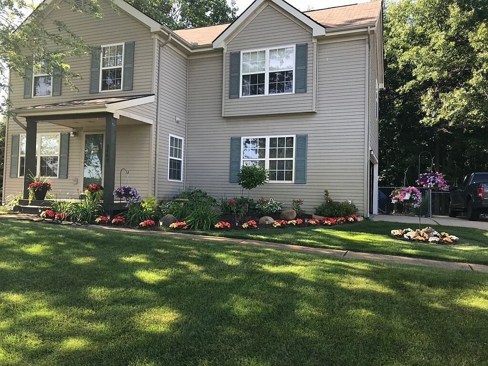 1st image of 5440 Blossom Ln
