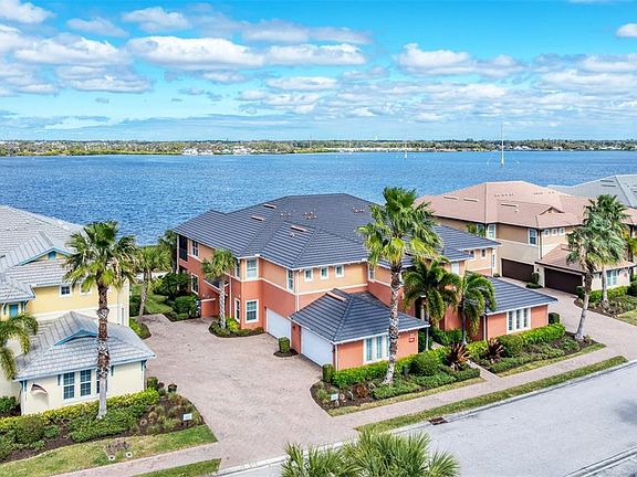 3rd image of 1266 Riverscape St #A