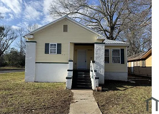 4 bed, 1455 sqft, $1,100 — Photo 1
