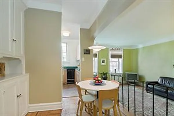 Sold by Douglas Elliman | media 14