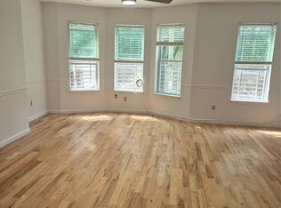 829 E 226th St #3, Bronx, NY 10466