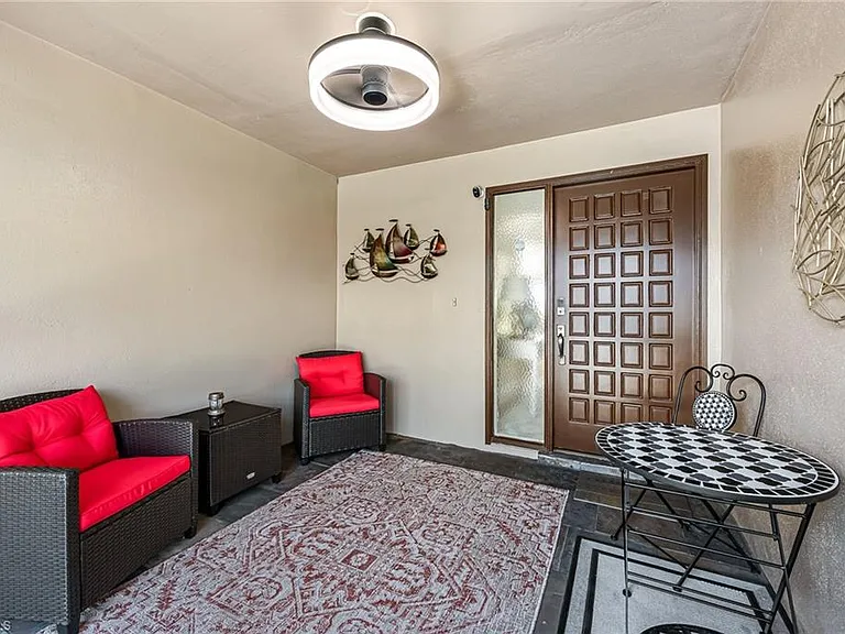 9908 White Sands Pl — Photo 2