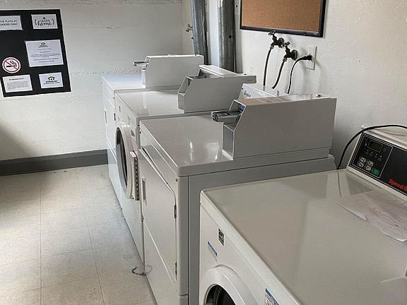 3rd image of 2465 S Gaylord St #16