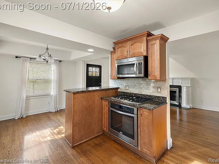2209 Windemere Rd — Photo 12