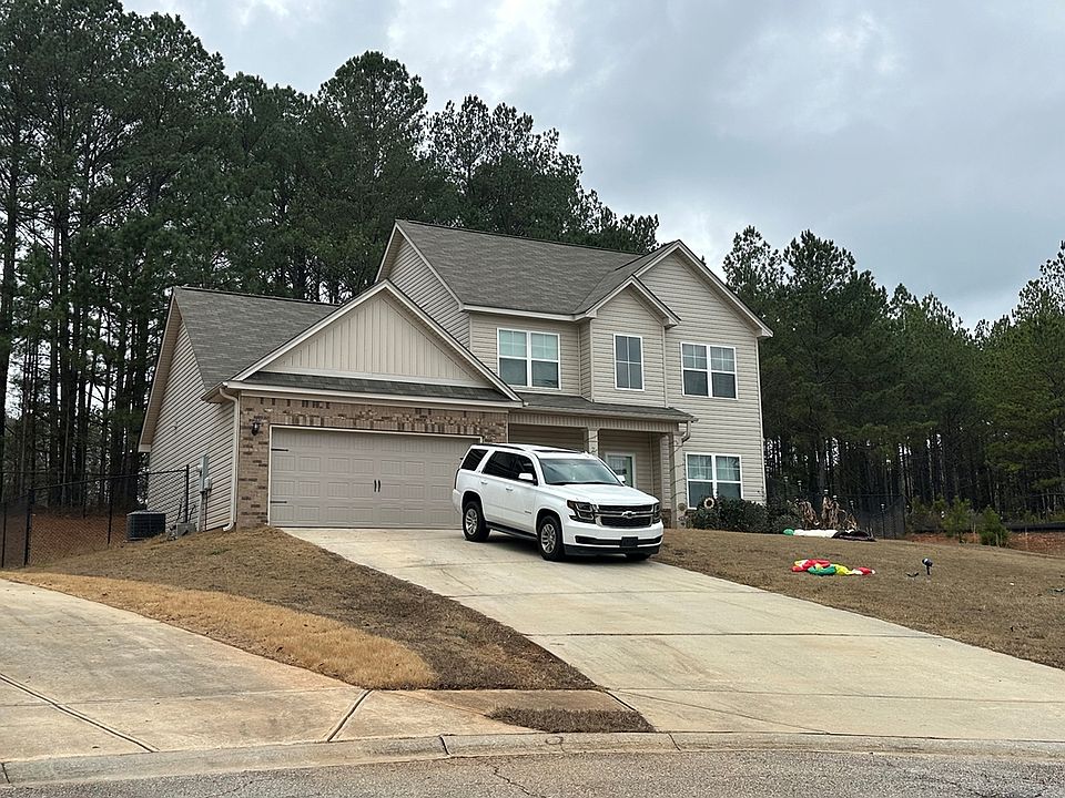 2nd image of 210 Glenview Trl