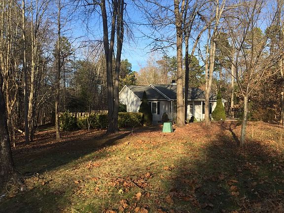 2nd image of 125 Maxamy Ln