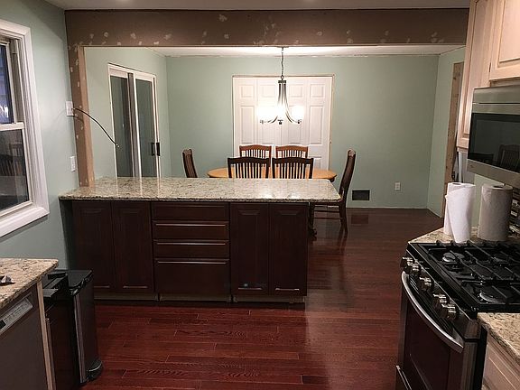 Kitchen to Dining Area