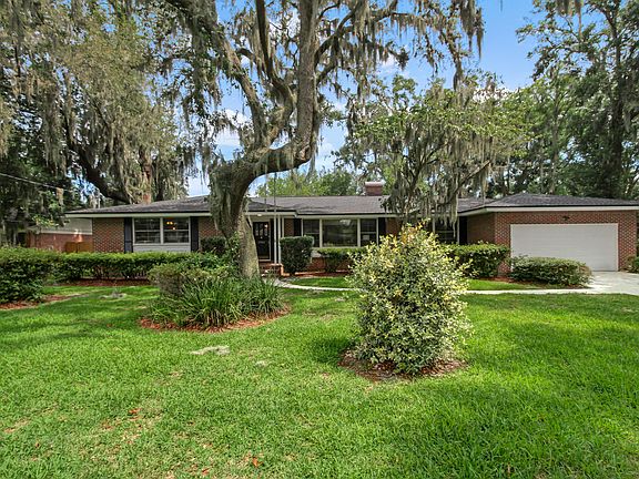 3rd image of 3704 River Hall Dr