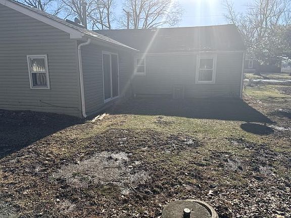 3rd image of 3100 Sportsman Club Rd