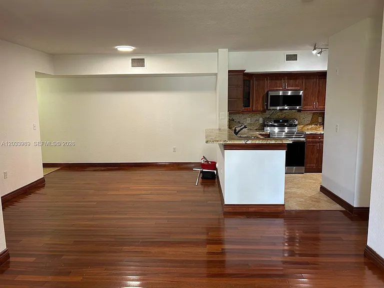 2516 Centergate Dr #102 — Photo 9