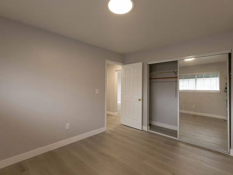5400 Highland Ave #2 — Photo 6