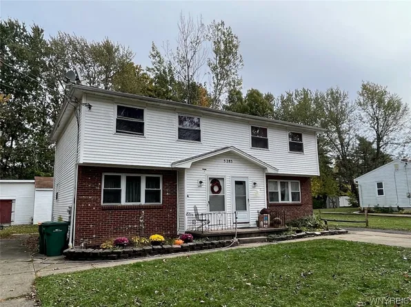 5283 Wood Ave, Hamburg, NY 14075