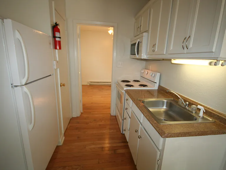 1212 Chapel Hill — Photo 15