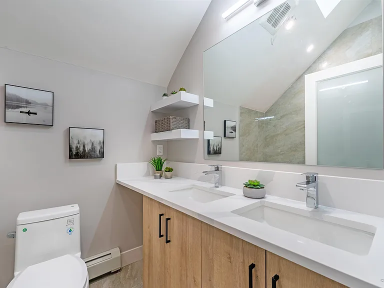 8926 Shepherd Way #UPPER HOUSE — Photo 31