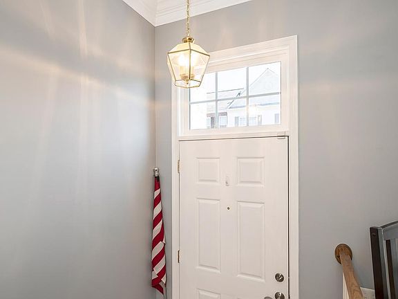 3rd image of 4610 Kirkland Pl
