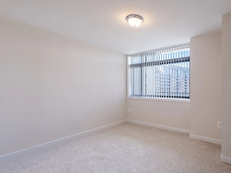 Wildwood Towers — Photo 20