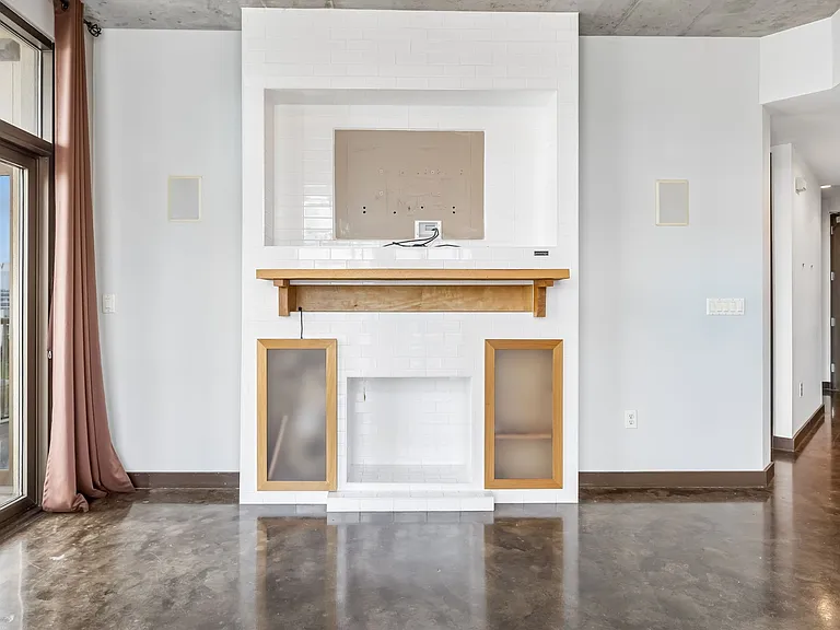 1510 Demonbreun St #702 — Photo 9