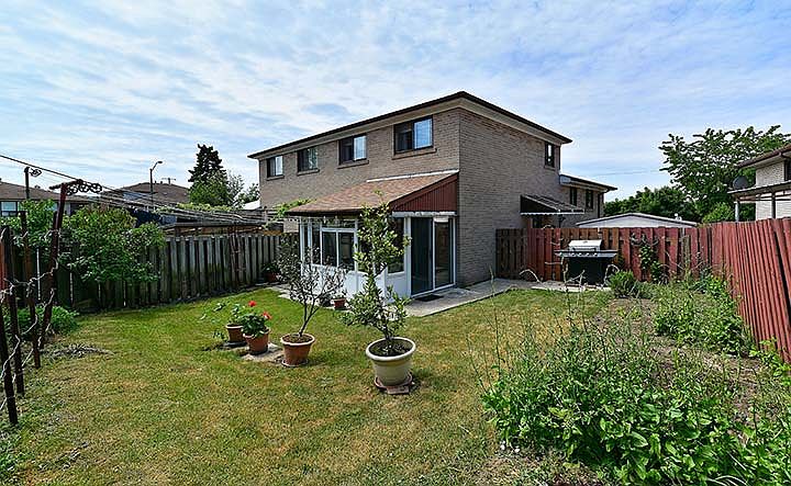 1st image of 57 Derrydown Rd