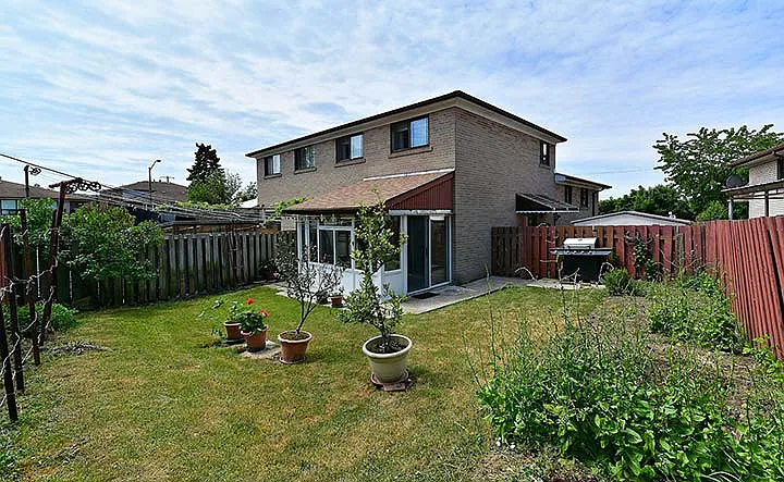 57 Derrydown Rd