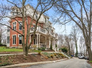 101 Summit Ave APT E, Brookline, MA 02446