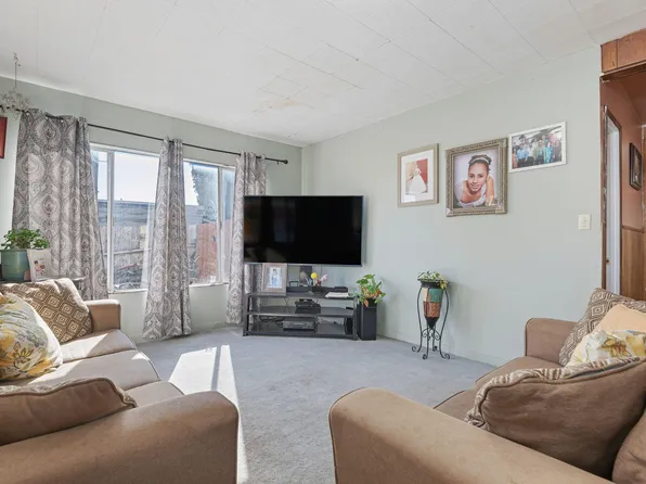 99 Nectarine Ave, Goleta, CA 93117