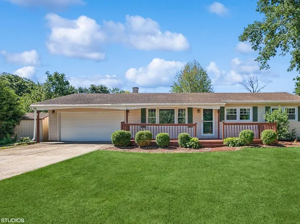 304 Hillside Rd, New Lenox, IL 60451