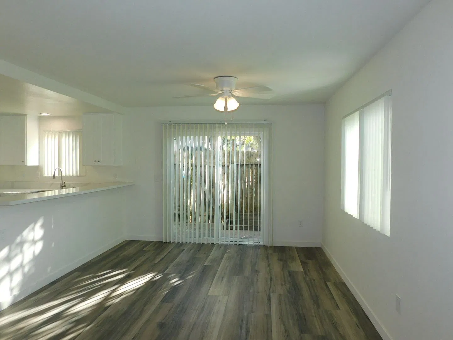 NEE4861 — Photo 4
