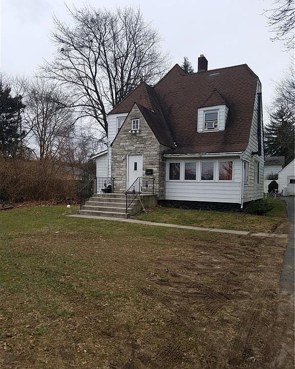 1st image of 15 Chapel St