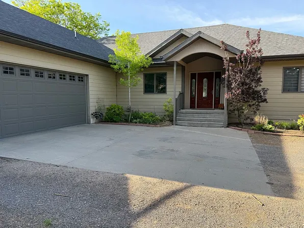 1001 Prairie Pond Ln, Sidney, NE 69162