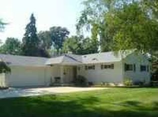 8360 Bellevue Rd, Grosse Ile, MI 48138