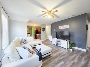 463 Lake Ave FLOOR 2, Manchester, NH 03103